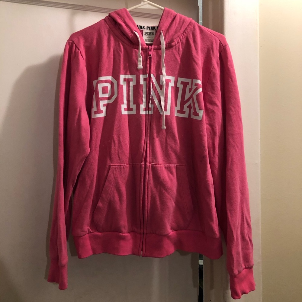 Victoria’s Secret pink sweatshirt 🐩